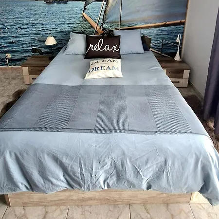 Ocean Whisper Appartement *