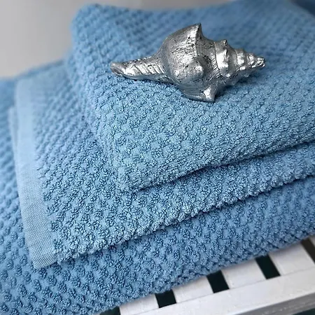 Ocean Whisper *